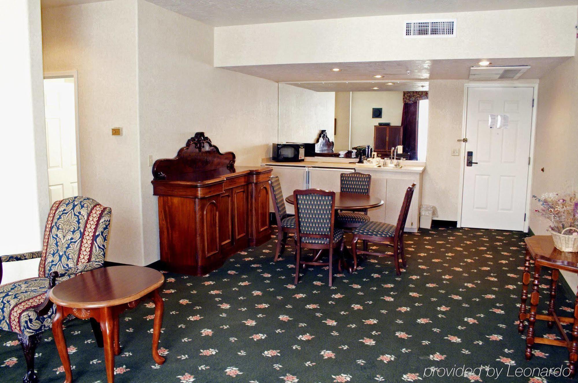 Surestay Hotel By Best Western Eureka Bilik gambar